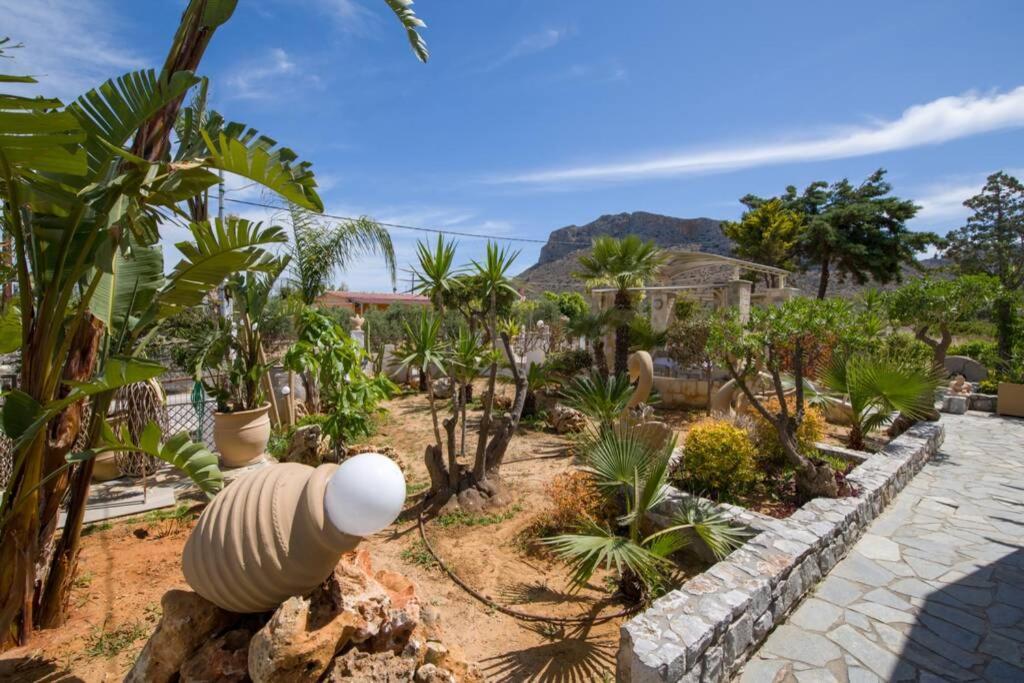 Renas Secret Garden House Villa Chania  Buitenkant foto